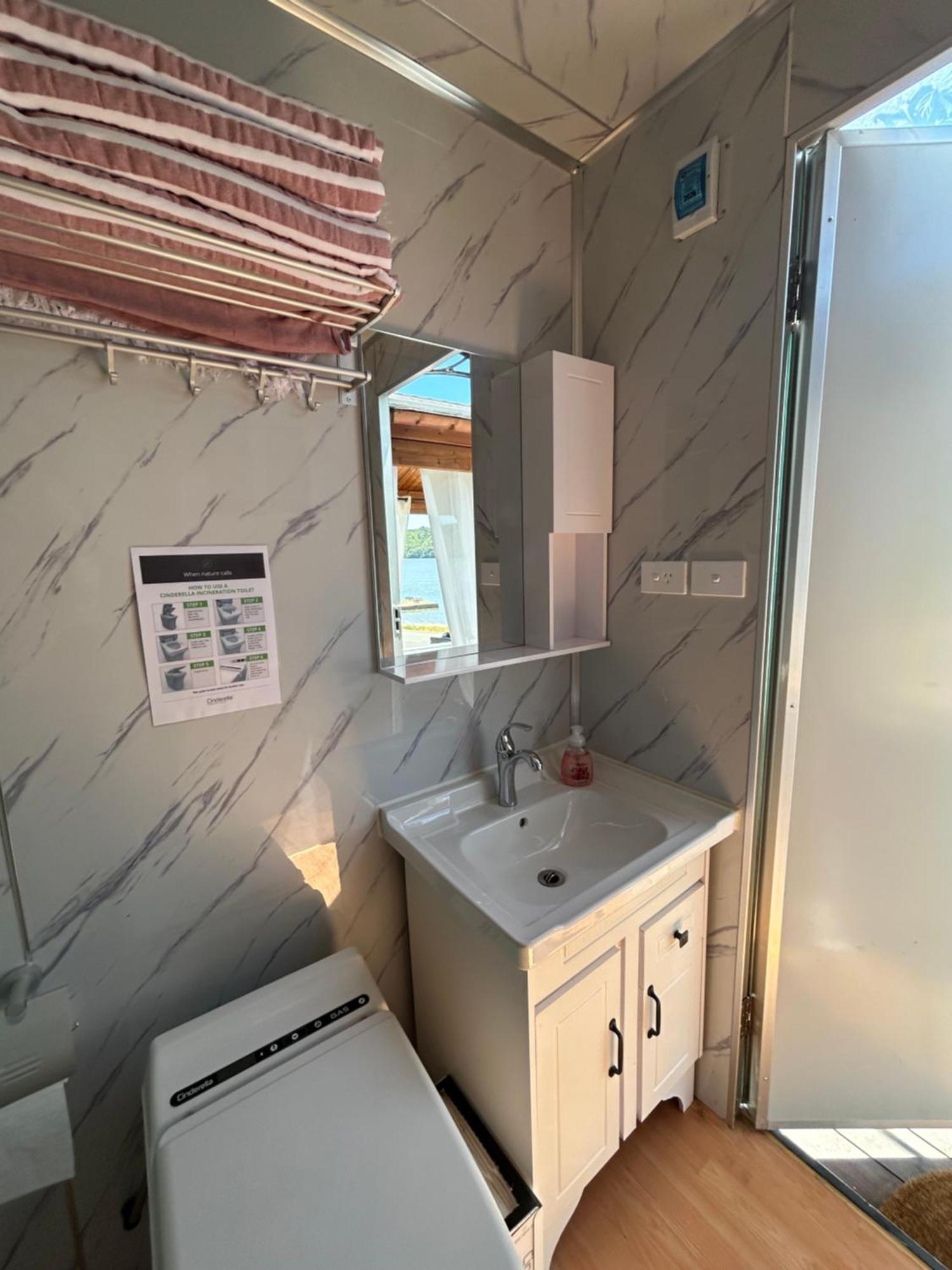 The Petite Suite Хавлок Екстериор снимка